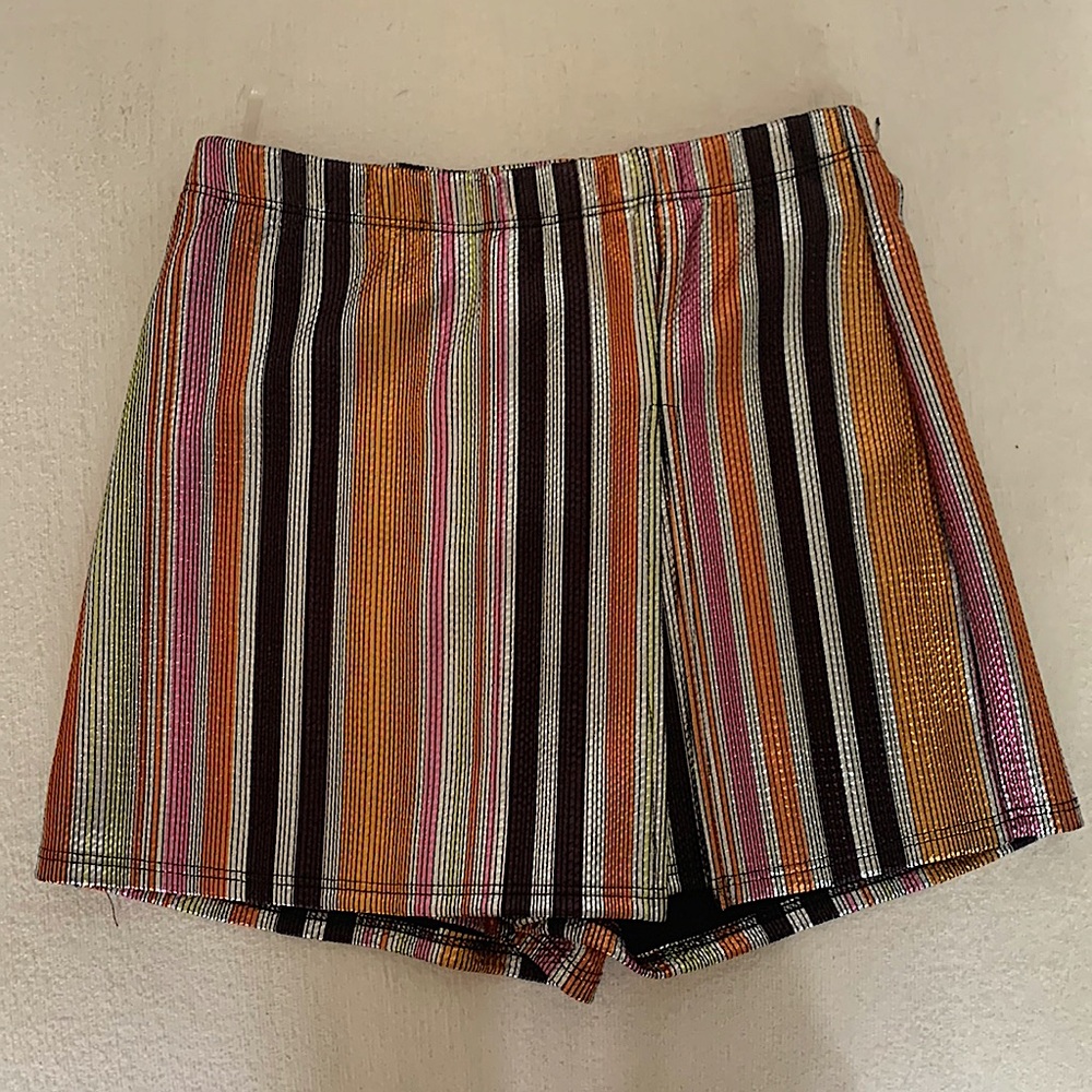 Colorful metallic skort size small